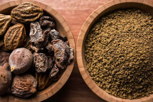 Púdar Triphala (orgánach)
